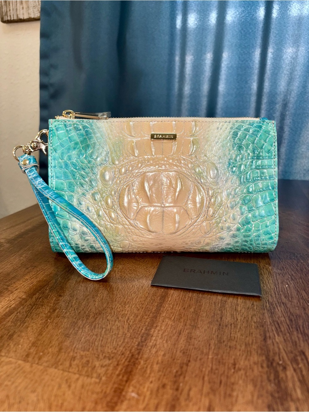 Brahmin EUC Daisy - Ocean Ombré - Perfect EYE - VERY HTF, RARE - Clutch/Wristlet